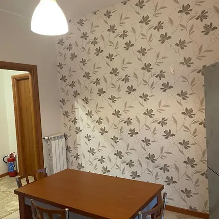 Privato A Con 3 Matrimoniali *