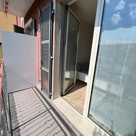 Privato A Con 3 Matrimoniali * Piacenza